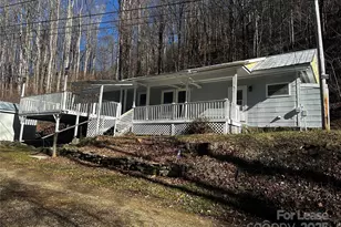 717 Deep Gap Rd, Burnsville, NC 28714 - Photo 2