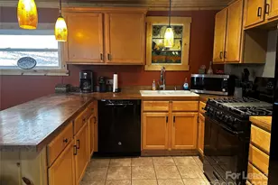 717 Deep Gap Rd, Burnsville, NC 28714 - Photo 18