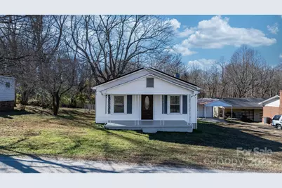 926 Fairview Drive SW, Lenoir, NC 28645 - Photo 2