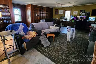 126 Gwyn St, North Wilkesboro, NC 28659 - Photo 34