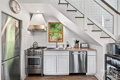 8032 Buck Creek Road, Marion, NC 28752 - Photo 8