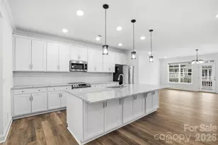 10223 Glenmere Crk Cir, Charlotte, NC 28262 - Photo 10