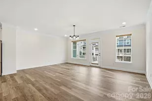 10223 Glenmere Crk Cir, Charlotte, NC 28262 - Photo 8