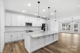 10223 Glenmere Crk Cir, Charlotte, NC 28262 - Photo 10