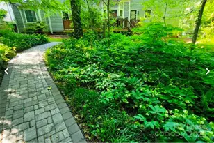 8711 Piccone Brook Ln, Charlotte, NC 28216 - Photo 22