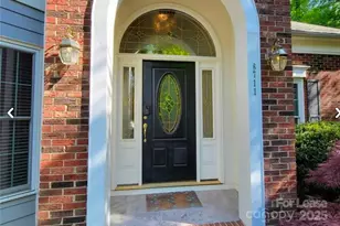 8711 Piccone Brook Ln, Charlotte, NC 28216 - Photo 2