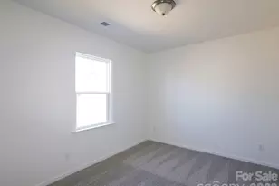 12101 Avienmore Dr, Charlotte, NC 28278 - Photo 8