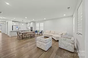 3252 Cheyney Park Dr, Charlotte, NC 28269 - Photo 34