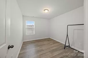 3252 Cheyney Park Dr, Charlotte, NC 28269 - Photo 44