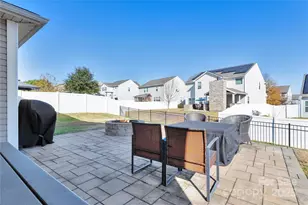 374 Moses Rhyne Dr, Mount Holly, NC 28120 - Photo 20