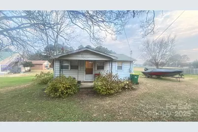 117 Thomas Avenue, Oakboro, NC 28129 - Photo 1