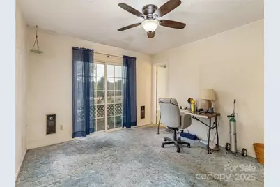 21 W Chapel Road, Asheville, NC 28803 - Photo 14