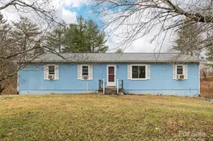 21 W Chapel Rd, Asheville, NC 28803 - Photo 2