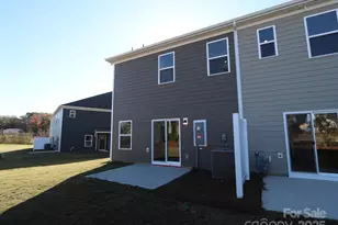 1014 Overbrook Pl, Wingate, NC 28174 - Photo 2