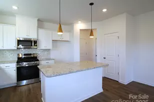 1014 Overbrook Pl, Wingate, NC 28174 - Photo 4