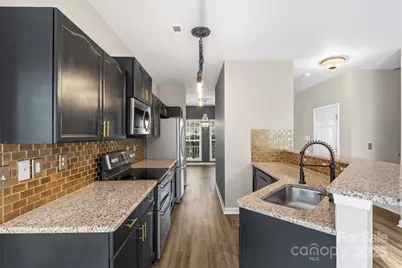 5450 Franklin Springs Circle, Charlotte, NC 28217 - Photo 10