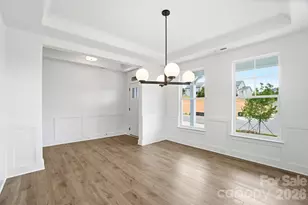 1367 Knob Crk Dr, Gastonia, NC 28054 - Photo 6