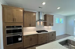 1367 Knob Crk Dr, Gastonia, NC 28054 - Photo 10