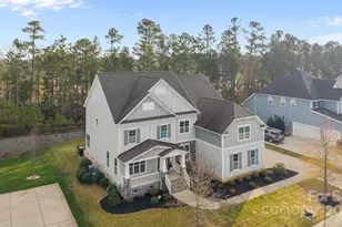 366 Hampton Trail Dr, Fort Mill, SC 29708 - Photo 4