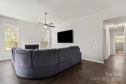 2203 Oakhurst Court, Kannapolis, NC 28081 - Photo 4