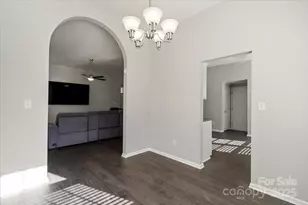 2203 Oakhurst Ct, Kannapolis, NC 28081 - Photo 10