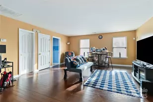 8128 Nikki Cole Dr, Charlotte, NC 28215 - Photo 14