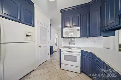 3015 Hamptonbrook Drive, Gastonia, NC 28056 - Photo 10