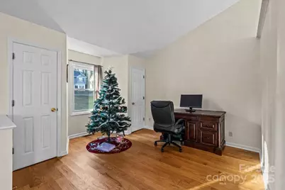 7022 Plott Road, Charlotte, NC 28215 - Photo 4