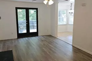 2819 Royal Ridge Ln, Charlotte, NC 28212 - Photo 10