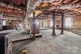 1011 Ashe Ave NW, Lenoir, NC 28645 - Photo 40