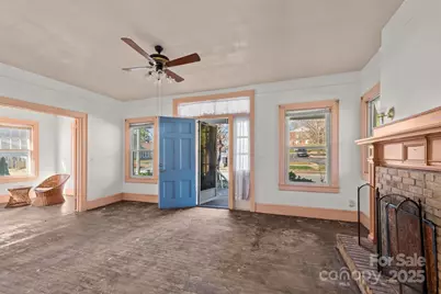 1011 Ashe Avenue NW, Lenoir, NC 28645 - Photo 8