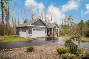 140 Gosling Dr, Hendersonville, NC 28792 - Photo 4