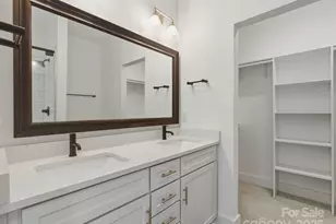 2009 Hamorton Pl, Charlotte, NC 28205 - Photo 20