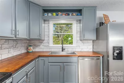 65 Lakeview Street, Clyde, NC 28721 - Photo 8