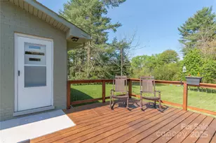 65 Lakeview St, Clyde, NC 28721 - Photo 16