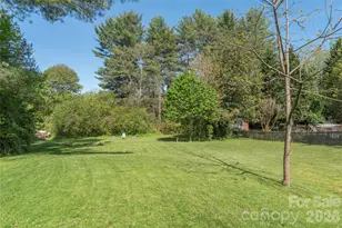 65 Lakeview St, Clyde, NC 28721 - Photo 18