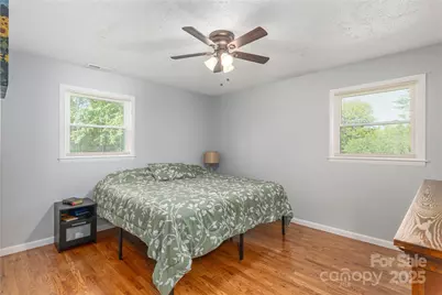 65 Lakeview Street, Clyde, NC 28721 - Photo 8