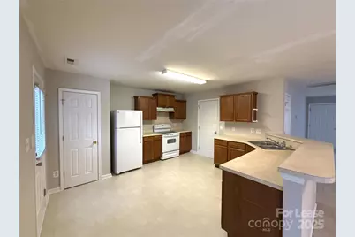 1323 Winding Branch Court, Charlotte, NC 28216 - Photo 6