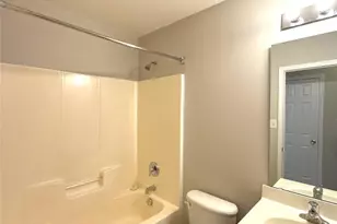 1323 Winding Branch Ct, Charlotte, NC 28216 - Photo 12