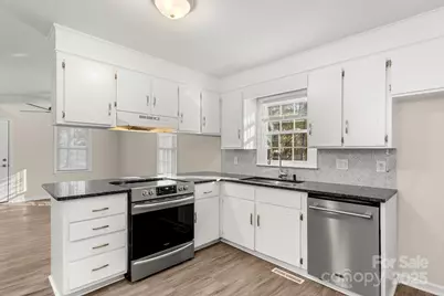 205 Peyton Court, Waxhaw, NC 28173 - Photo 12