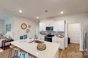 1101 37th Ave Lane NE, Hickory, NC 28601 - Photo 4