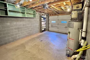 297 Hillside St, Asheville, NC 28801 - Photo 36