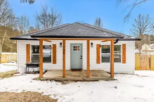 126 Laura Rd, Mooresville, NC 28117 - Photo 1