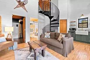 100 Bear Den Mountain View Dr, Spruce Pine, NC 28777 - Photo 4