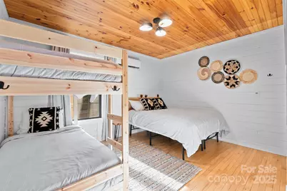 100 Bear Den Mountain View Drive, Spruce Pine, NC 28777 - Photo 12