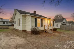 1003 N Cannon Blvd, Kannapolis, NC 28083 - Photo 2