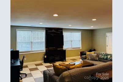 103 Redden Road, Hendersonville, NC 28739 - Photo 28