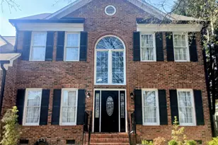 12702 Landing Green Dr, Charlotte, NC 28277 - Photo 2