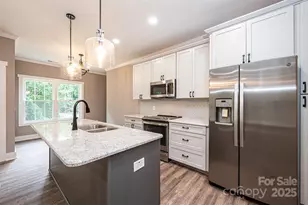 402 Scarlett Oak Ct NE, Lenoir, NC 28645 - Photo 8