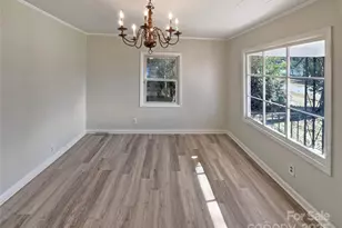 212 N Morris St, Kings Mountain, NC 28052 - Photo 6